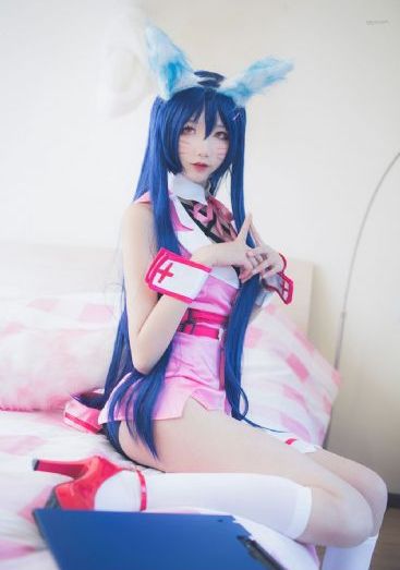 欧美大香蕉丝袜美腿视频_1080高清完整版