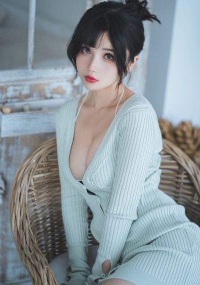 欧美男胖子发型短发_1080高清视频观看