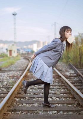 头像图片欧美女短发_1080P电影完整版在线观看