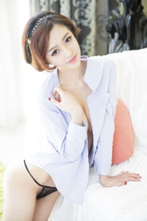 欧美比基尼洗车_4K电影在线看