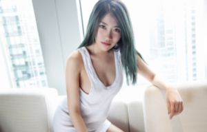 欧美连衣裙_剧情片手机免费观看完整