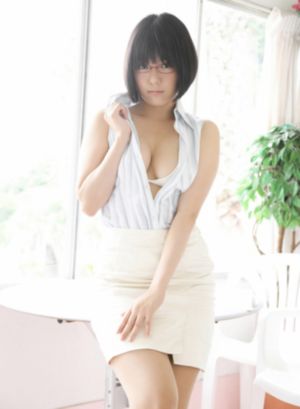 欧美制服诱惑第一页_BD国语迅雷电影在线