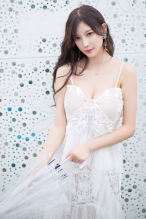 国产精品白丝美女久久_剧情片在线观看视频