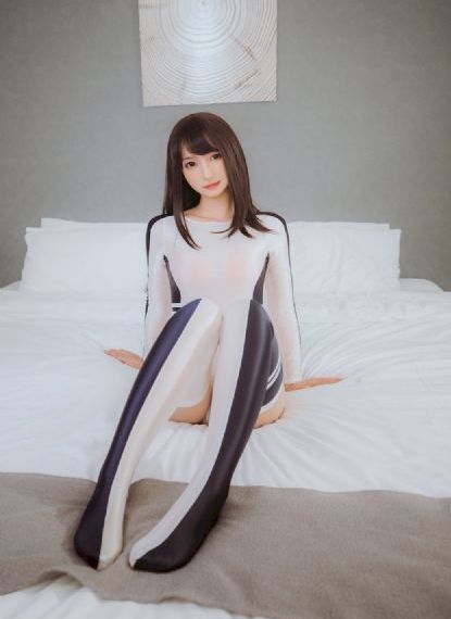 欧美最火女神写真_720在线手机播放