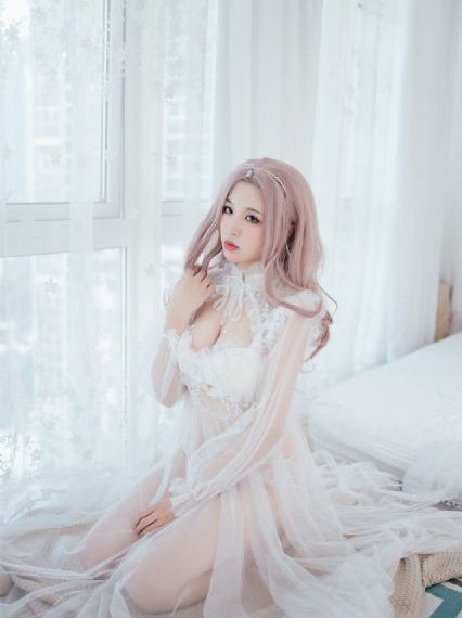 欧美高档床上四件套_BD国语完整在线观看