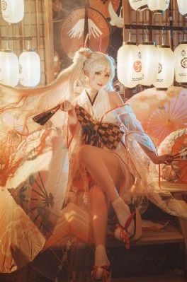 欧美黄色皮衣美女_1080电影在线观看