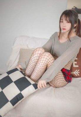 欧美街拍大衣休闲配_90集免费观看